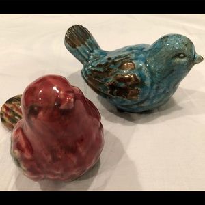 Pair of high-gloss ceramic doves